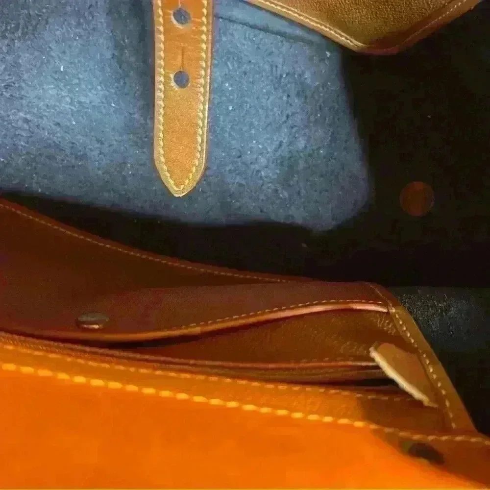 Dooney & Bourke Vintage Doctor Satchel - Picture 11 of 14